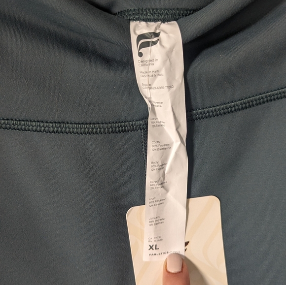 NWT Fabletics Storm Slate Power Hold Leggings XL - Picture 2 of 3